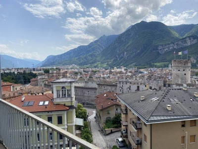 Appartamento in vendita a Trento via della Cervara