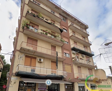 Appartamento in Vendita in Via Atenasio a Palermo