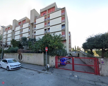 Appartamento in Vendita in Via Ilario Zambelli 40 a Livorno