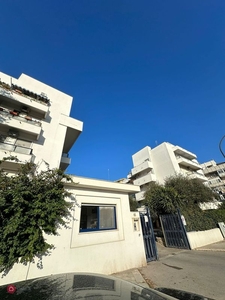 Appartamento in Vendita in Via LAGO DI MOLVENO 30 a Taranto