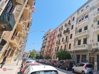 Appartamento in Vendita in Via Orazio Antinori 4 B a Palermo