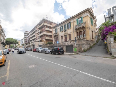 Appartamento in Vendita in Via Peschiera 3 a Messina