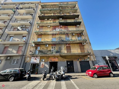 Appartamento in Vendita in Via Sabato Martelli Castaldi 23 a Catania