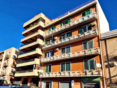 Appartamento in Vendita in Via Santa Cecilia a Messina