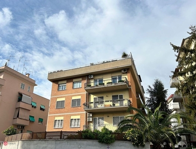 Appartamento in Vendita in Via Virginia Agnelli a Roma