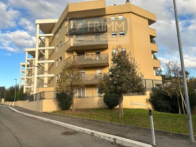 Appartamento in vendita Roma