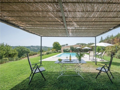 Bellissima casa a Collazzone con piscina privata