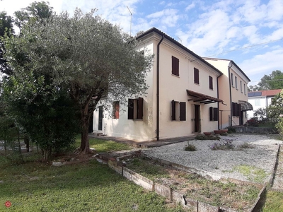 Casa Bi/Trifamiliare in Vendita in a Treviso