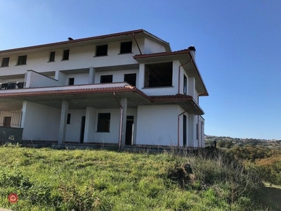 Casa Bi/Trifamiliare in Vendita in teverina a Viterbo