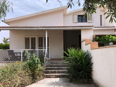Casa Bi/Trifamiliare in Vendita in Via Parco Oliva 25 a Agrigento