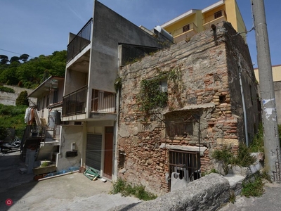 Casa indipendente in Vendita in a Messina