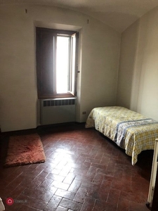 Casa indipendente in Vendita in Borgo per casale 22 a Prato