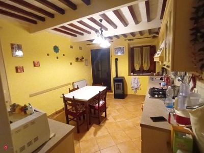 Casa indipendente in Vendita in Via di Nozzano a Lucca