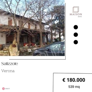 Palazzo in Vendita in Via Albero 257 a Salizzole