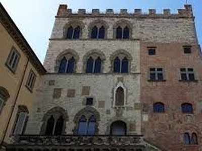 Palazzo in Vendita in Via roma 36 a Prato