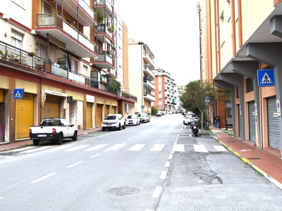 Posto auto/Box di 47 m² in Albisola Superiore