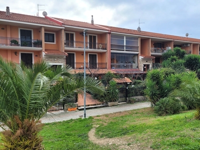 Villa bifamiliare in vendita a Foggia
