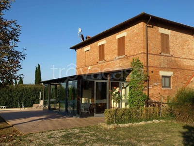 Villa Bifamiliare in vendita ad Asciano