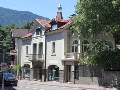 Villa in vendita a Merano cavourstraße, 57