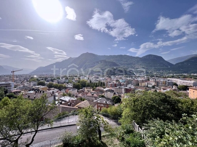 Villa in vendita a Trento via spalliera
