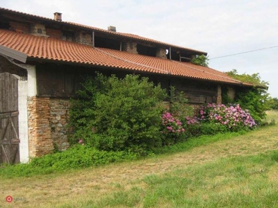 Villa in Vendita in Via Alla Picca 1 a Varese