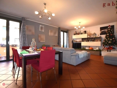 Villa in Vendita in Via Vigne Vecchie 63 a Novara