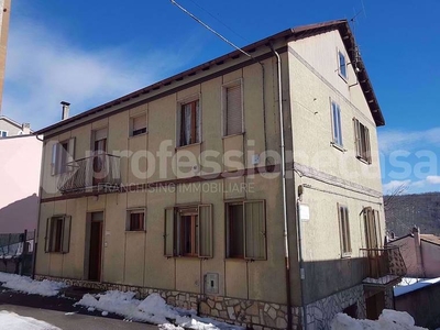 Casa Indipendente in vendita a San Pietro Avellana, Via Santa Liberata - San Pietro Avellana, IS