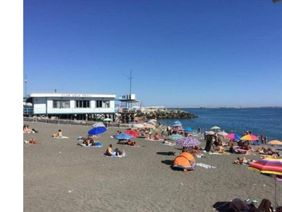 Affitto Appartamento Vacanze a Genova, Zona Pegli