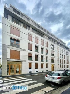 Appartamento arredato con terrazzo Bocconi, c.so italia, ticinese