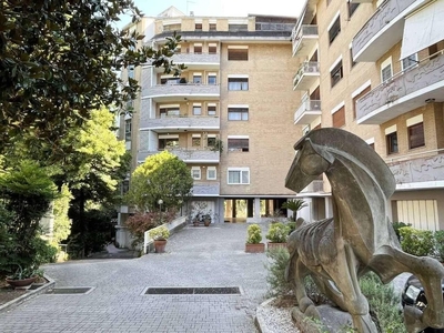 Appartamento di lusso di 188 m² in vendita Via dell'Acqua Traversa 195 ,, Roma, Lazio