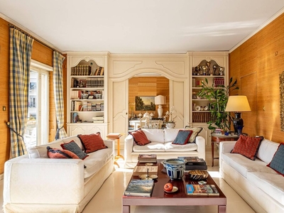 Appartamento di prestigio di 195 m² in vendita Napoli, Italia