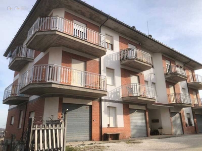 Appartamento in Vendita ad Santa Vittoria in Matenano - 130000 Euro