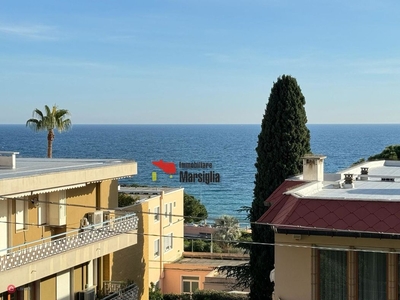 Appartamento in Vendita in Corso Guglielmo Marconi a Sanremo