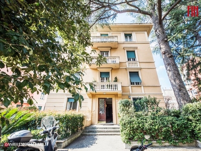 Appartamento in Vendita in Via Eleonora Duse a Genova