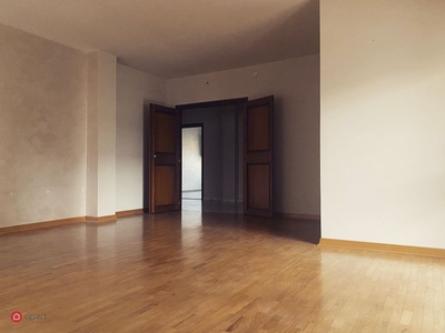 Appartamento in Vendita in Via Massimo d'Azeglio a Cuneo
