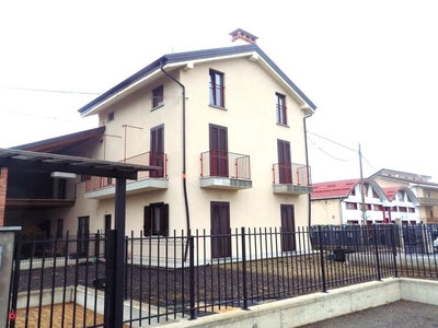 Appartamento in Vendita in Via VALLE PO 247 a Cuneo
