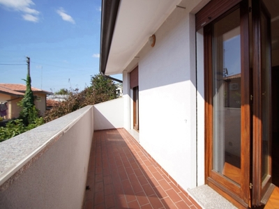 Appartamento in Via Castellana ., Venezia, 5 locali, 2 bagni, 195 m²