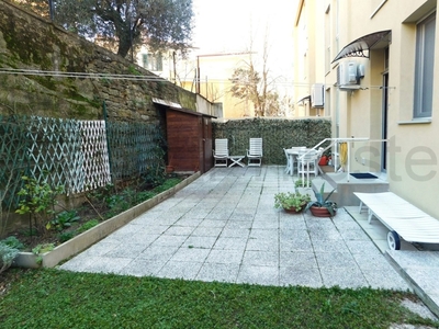 Bilocale a Trieste, 1 bagno, giardino privato, arredato, 60 m²