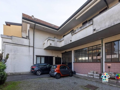 Casa di prestigio di 533 mq Via Giovan Battista Pergolesi, 41, Lissone, Monza e Brianza, Lombardia