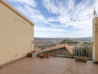 Casa indipendente 11 locali di 140 m² in Osimo