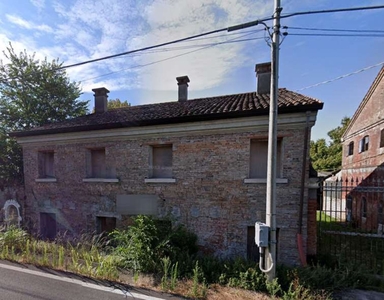 Casa indipendente in Via della Valle, Legnago, 12 locali, 3 bagni