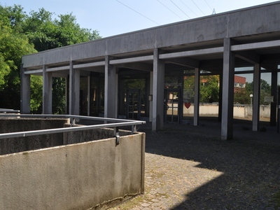 Locale commerciale in vendita in piazza caduti di superga, Parma