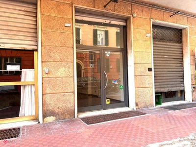 Negozio/Locale commerciale in Vendita in Via Caffaro 74 r a Genova