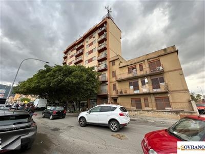 Palermo: Appartamento 3 Locali