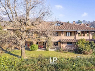 Esclusiva villa in vendita Barasso, Italia