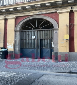 Quadrilocale in vendita a Torre Annunziata