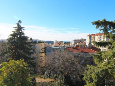 Quadrilocale in vendita, Trieste semicentro