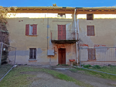 Rustico/Casale/Castello in vendita, Arona
