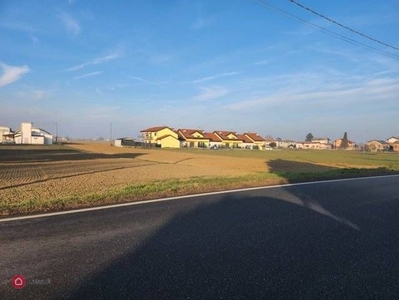 Terreno edificabile in Vendita in Via Vittorio Veneto a Robecco Pavese