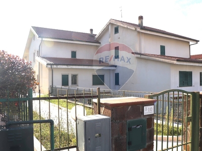 Villa a schiera in Via Dell'Elogium, Polla, 7 locali, 4 bagni, 366 m²